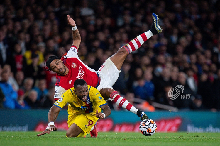 关于冲浪赛场再起风云：雪域风暴队读秒绝平姑苏烈马队，新援首秀制胜主场山呼海啸的信息-开云
